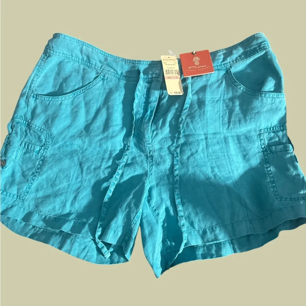 Tommy Bahama Pagoda Blue Cargo Shorts - Size 12 - Picture 1 of 10
